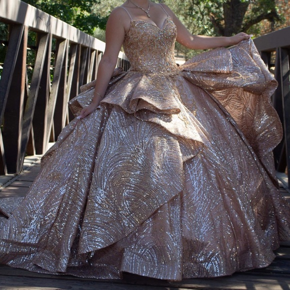 Elegant Rosegold Ball Gown for Quinceañera - Picture 5 of 6